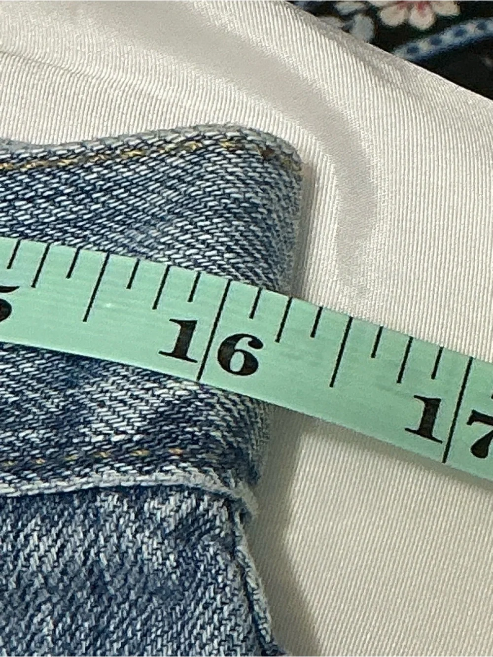 Levi's 505 Light Blue Straight Jeans